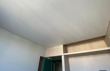 11.07.2023 - Матовые потолки со скрытым карнизом (Гардиной ПК-15) с подсветкой - Фотографии