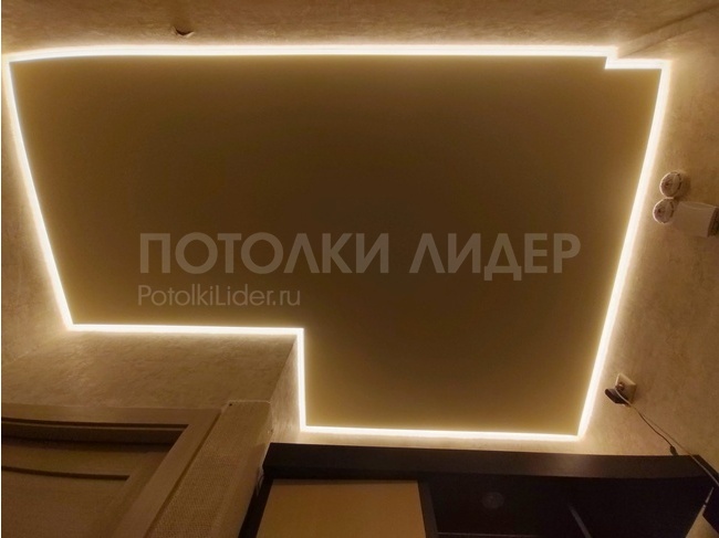 02.04.2023 - Матовый натяжной потолок на кухне - парящая подсветка