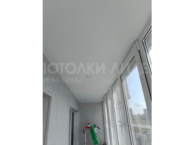 24.08.2023 - Натяжные потолки на балконе, монтаж к потолку через брус