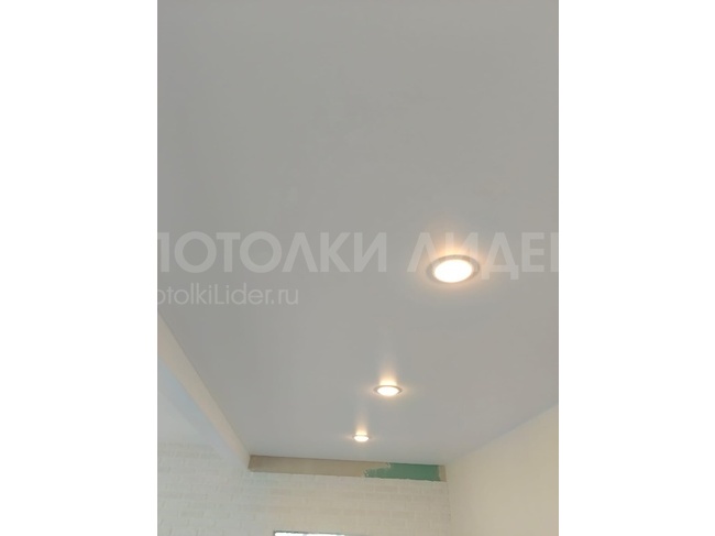 15.10.2023 - Белые-матовые натяжные потолки в санузле и коридоре