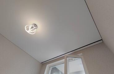 06.04.2023 - Теневой натяжной потолок в жилой комнате. Полотно MSD Perfekt - Фотографии