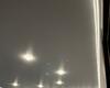 31.03.2022 - Парящий натяжной потолок на чёрном профиле, с чёрной гардиной для скрытого карниза и теневым профилем за гардиной - Фото №6