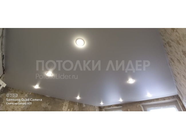 17.07.2020 - Белый, сатиновый натяжной потолок марки MSD в спальню