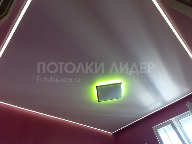 01.08.2020 - Сатиновый, белый натяжной потолок с контурной подсветкой
