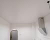 24.05.2022 - Теневой натяжной потолок со светильниками: точечными и на подвесах - Фото №5