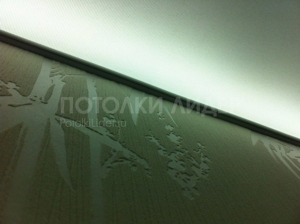 Тканевый натяжной потолок с запотолочной подсветкой