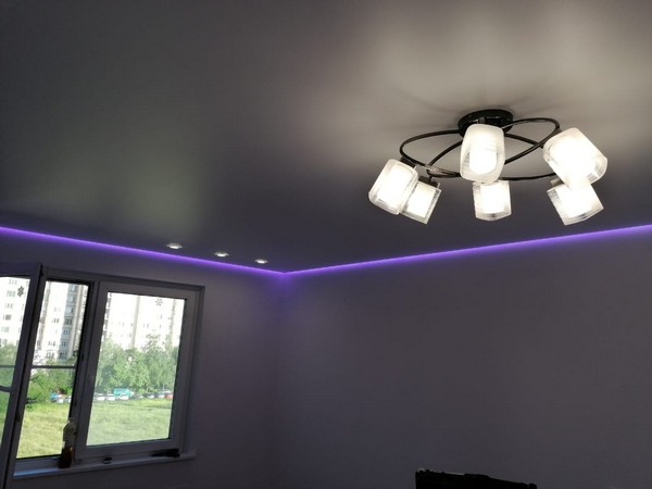 Парящий потолок с цветной подсветкой - фото 1