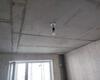31.10.2023 - Натяжной потолок и большое количество рядом стоящих труб отопления проходящих сквозь него - Фото №2