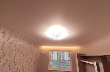 11.03.2024 - Скрытый карниз классический с подсветкой в натяжном потолке - Фотографии